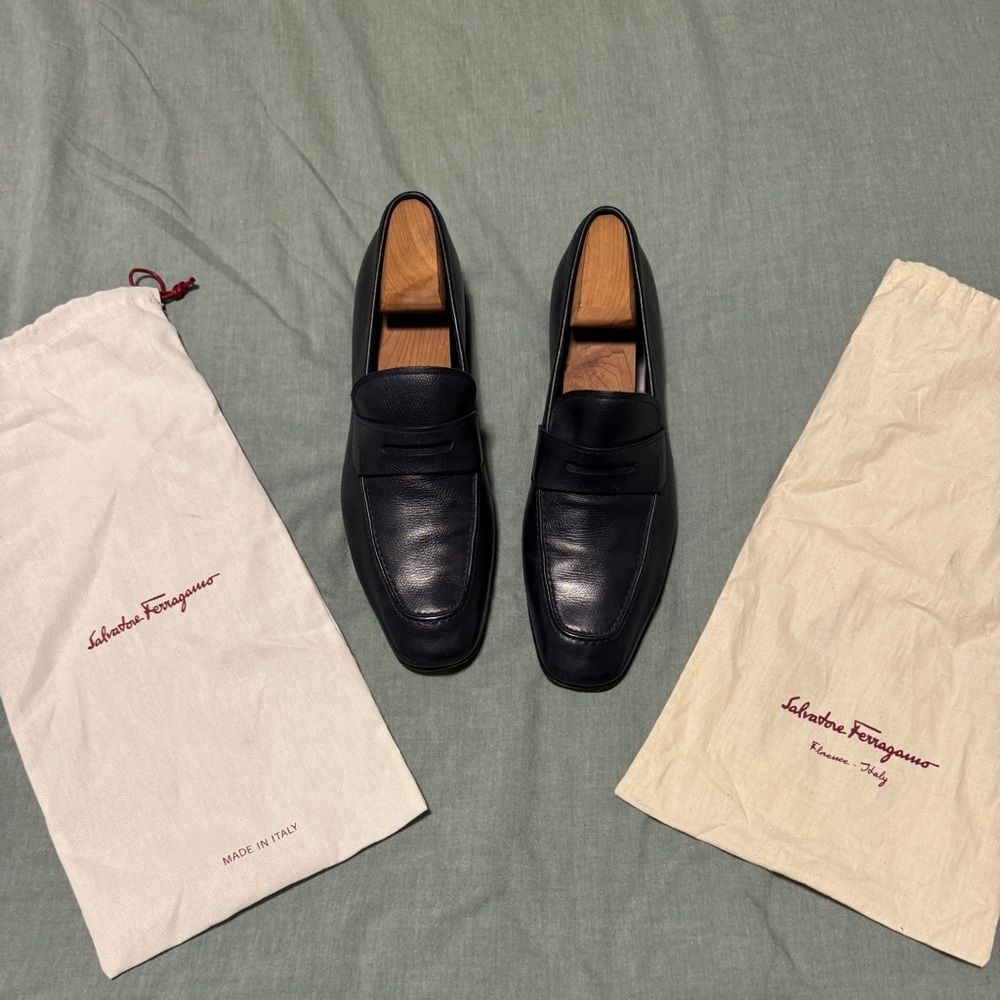 Salvatore Ferragamo Navy Blue Leather Loafers (Size 10D)